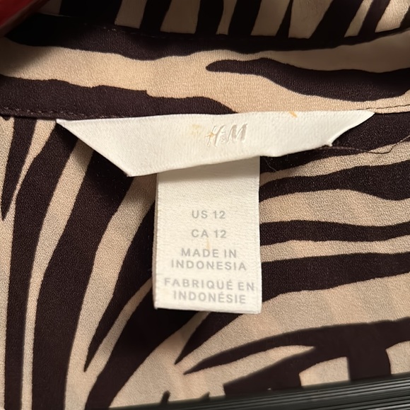H&M ladies size 12 blouse - Picture 3 of 5